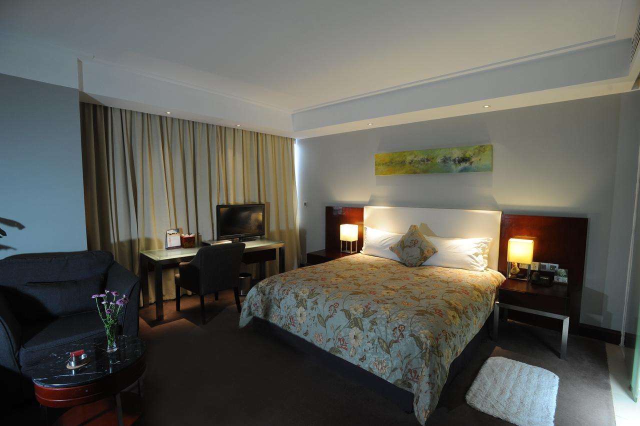 Tang'S Hotel Чънду Екстериор снимка