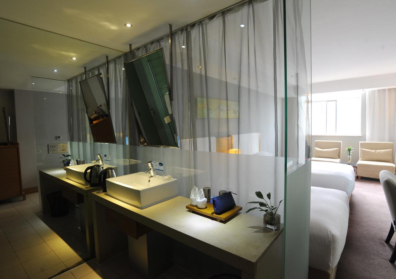Tang'S Hotel Чънду Екстериор снимка