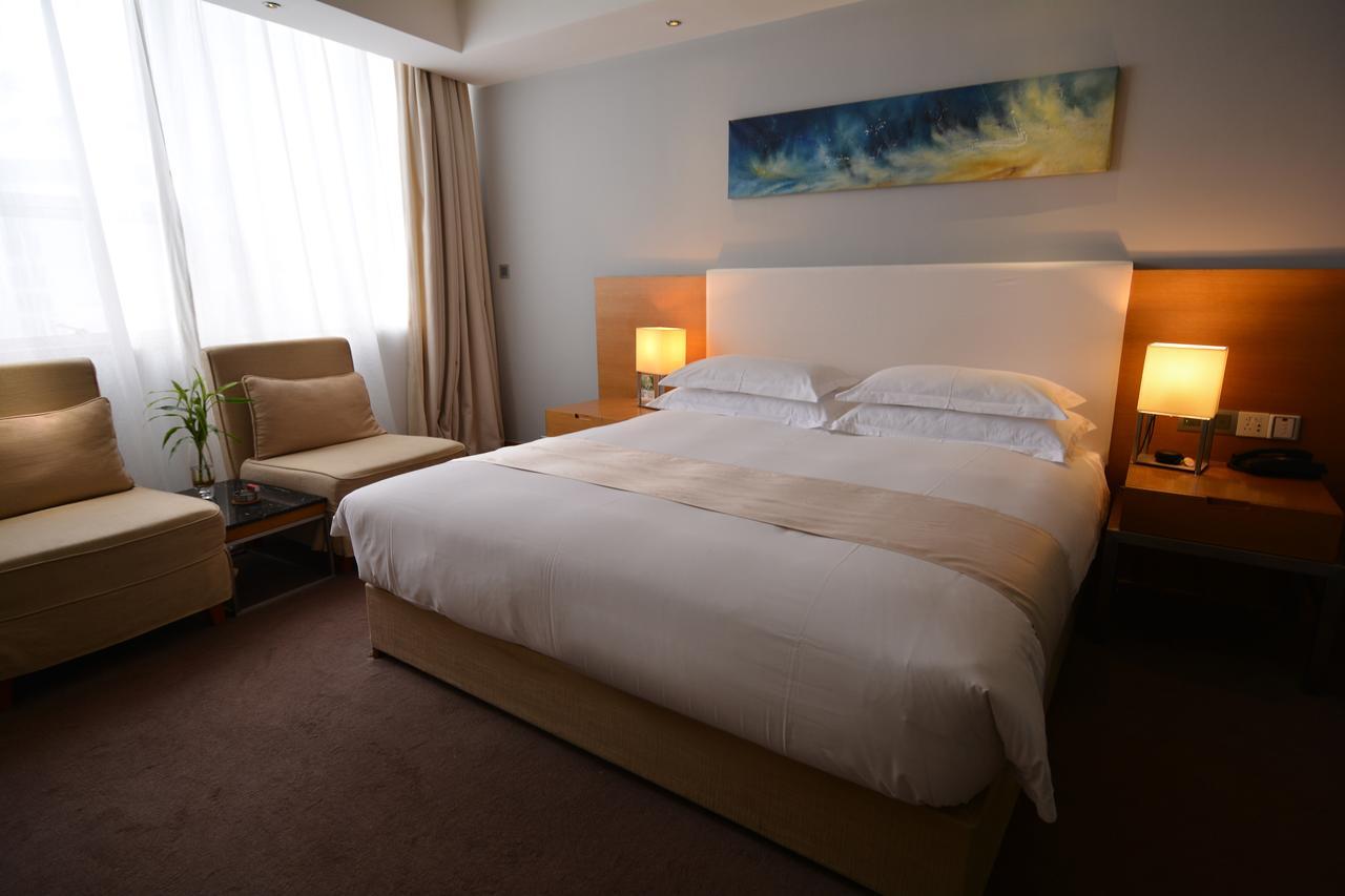 Tang'S Hotel Чънду Екстериор снимка