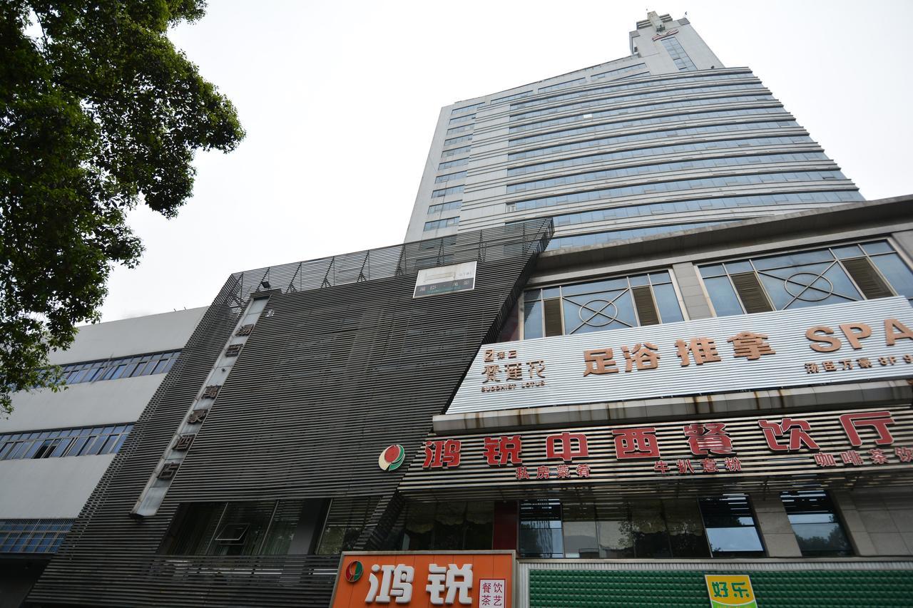 Tang'S Hotel Чънду Екстериор снимка